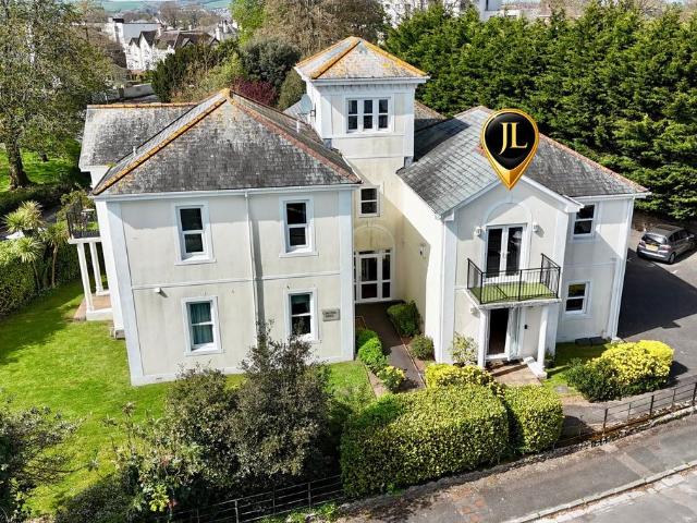 Flat for sale in Babbacombe