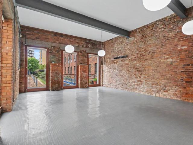 Flat for sale in Hulme, Georgia