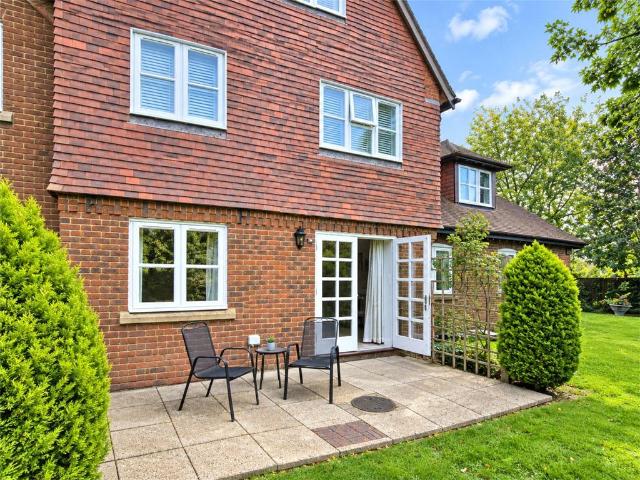Flat for sale in Lymington, New Forest