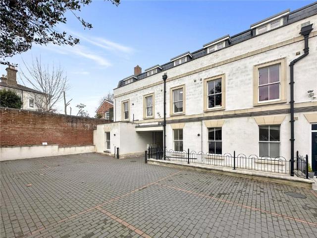 Flat for sale in Blandford Forum, Blandford