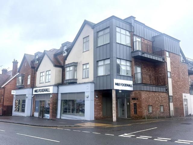 Flat for sale in Pachesham Park, Surrey