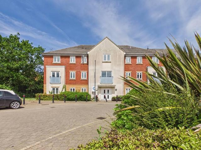 Flat for sale in Bradley Stoke