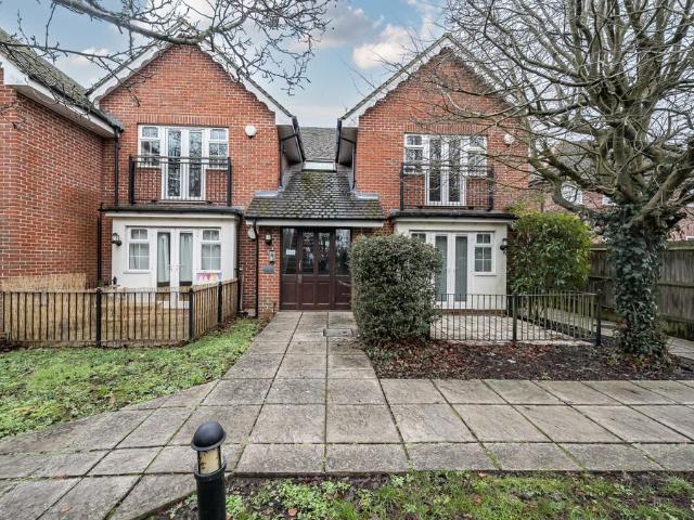 Flat for sale in Winnersh