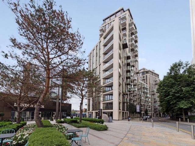 Flat for sale in St. George in the East, Wapping