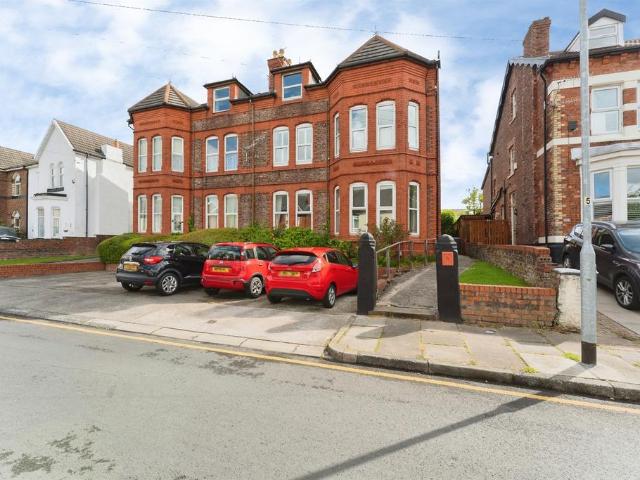 Flat for sale in Egerton Park, Birkenhead