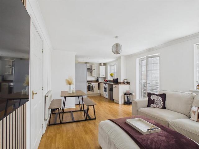 Flat for sale in Stockton-on-tees
