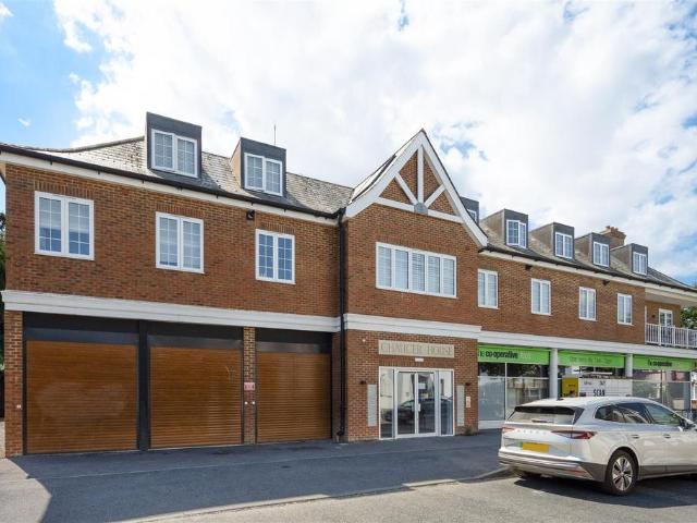 Flat for sale in Thurston Park, The Bridge