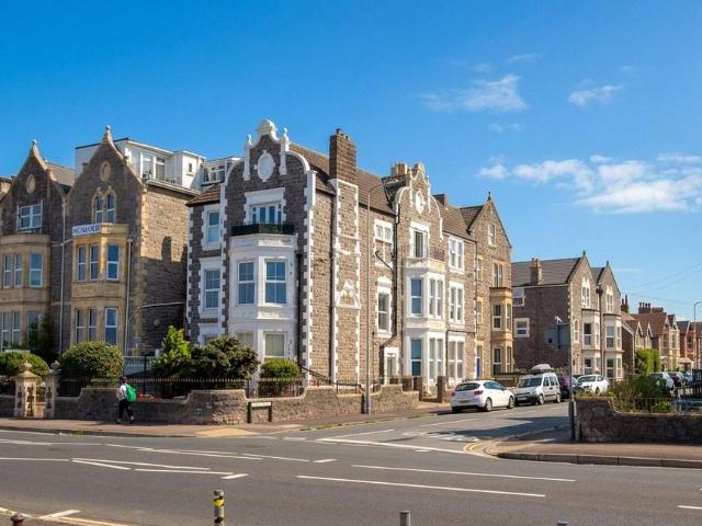 Flat for sale in Weston-super-mare, North Somerset
