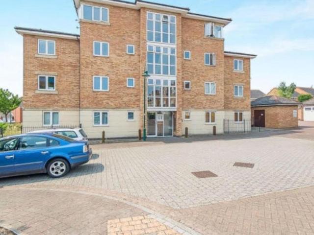 Flat for sale in Hampton Hargate, Peterborough
