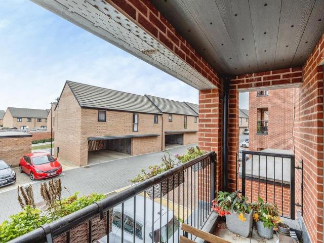 Flat for sale in Hartcliffe, Bristol