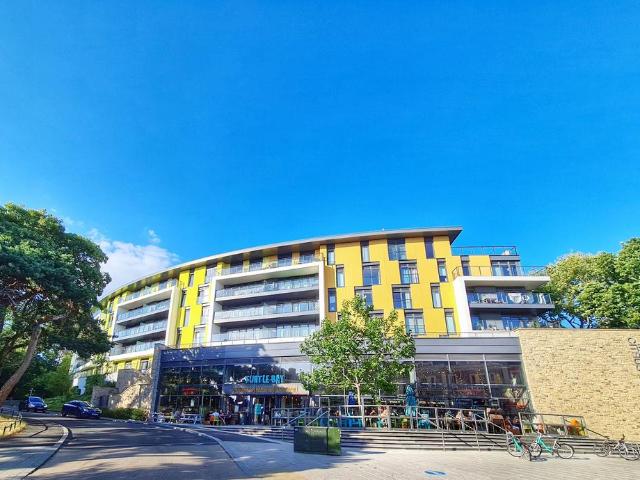 Flat for sale in West Cliff, Bournemouth