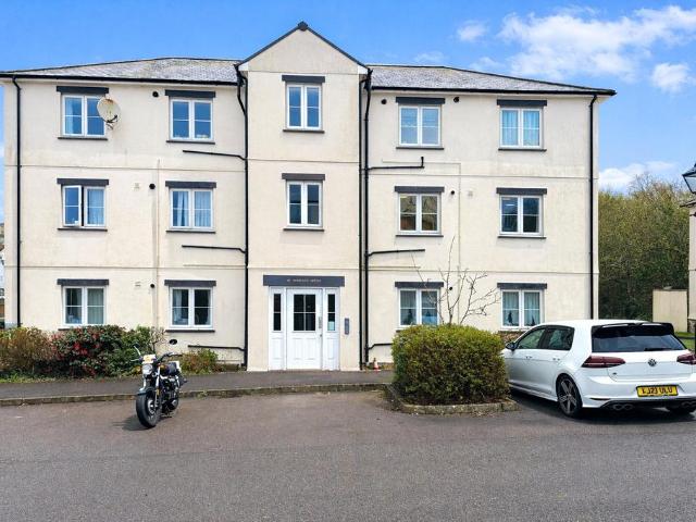 Flat for sale in St Neot, Cornwall