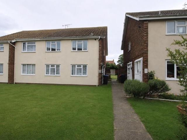 Flat for sale in Birchington, Acol