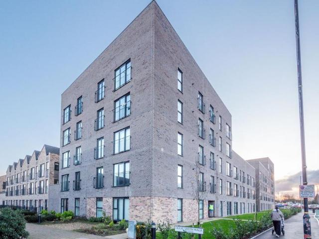 Flat for sale in Gorse Hill, Trafford Park