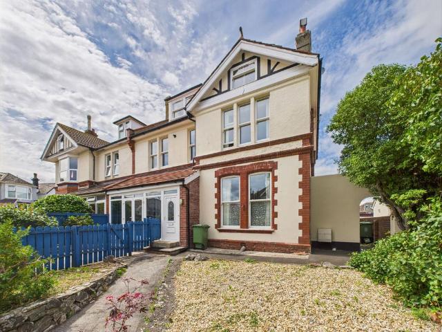 Flat for sale in St Michaels, Livermead
