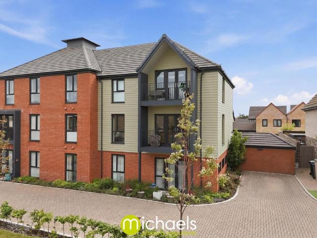 Flat for sale in Walton, Eastbridge