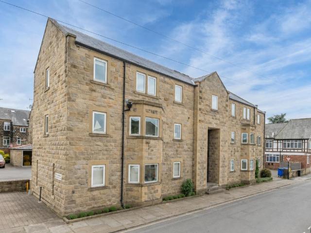 Flat for sale in Otley, West Yorkshire