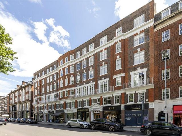 Flat for sale in Chelsea, Greater London