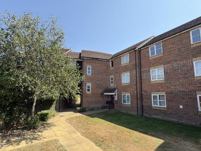 Flat for sale in Bridgefield, Kent