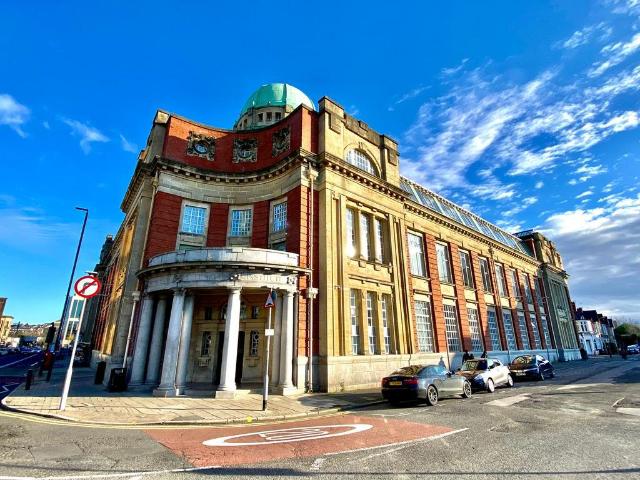 Flat for sale in Wales