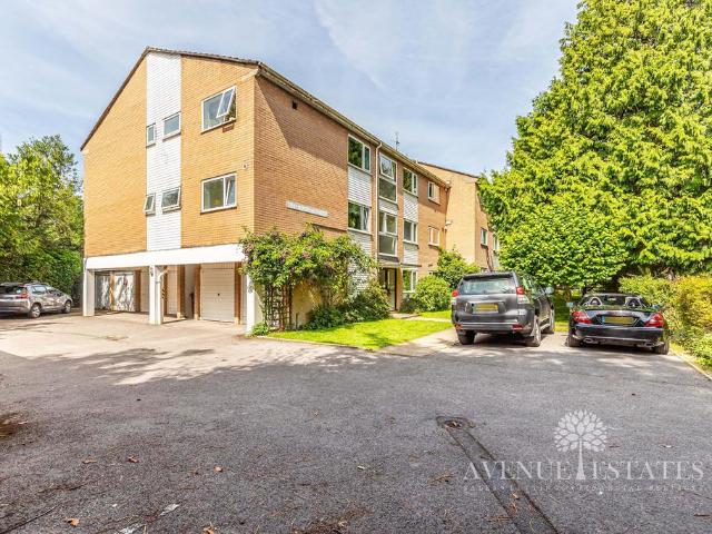 Flat for sale in West Cliff, Bournemouth