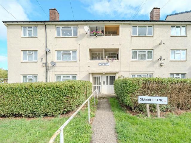 Flat for sale in Moor Allerton, Leeds