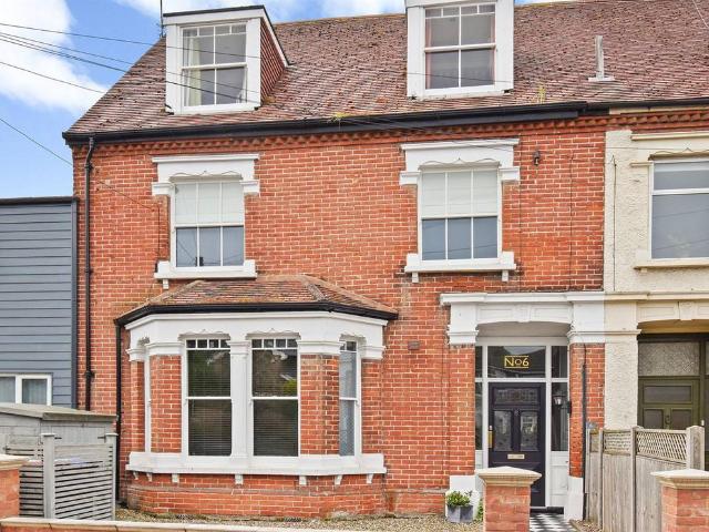 Flat for sale in Kingsdown Park, The Bridge