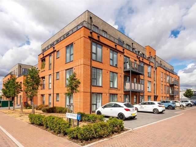 Flat for sale in Reading