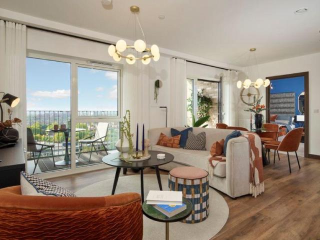 Flat for sale in Greater London