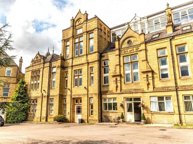 Flat for sale in Claremount, Halifax