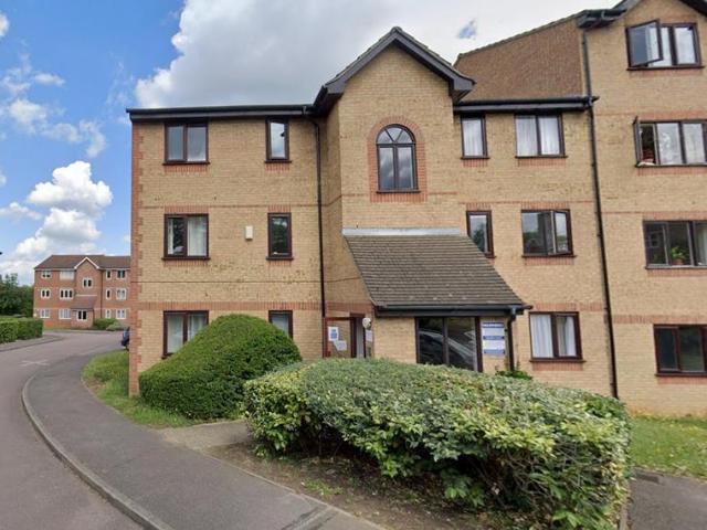 Flat for sale in Finchley, Greater London