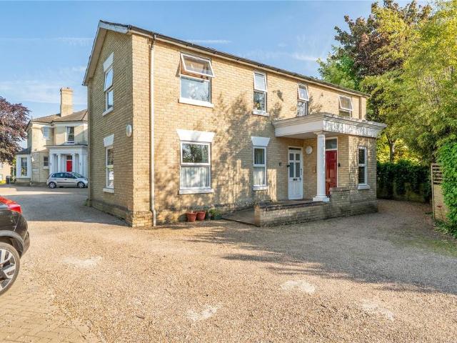 Flat for sale in Bedingfield, Suffolk