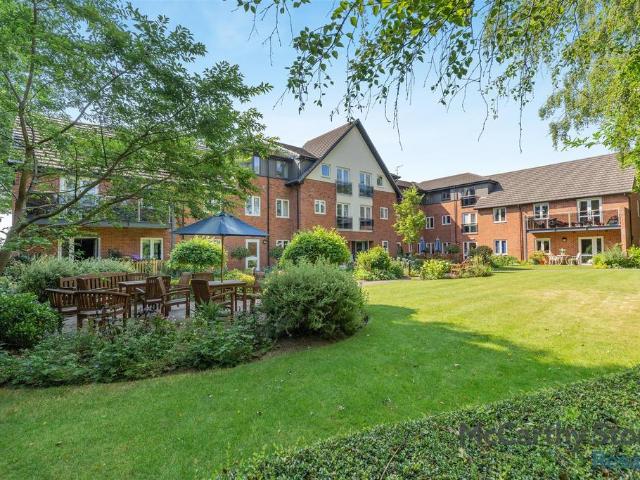 Flat for sale in Cheshire