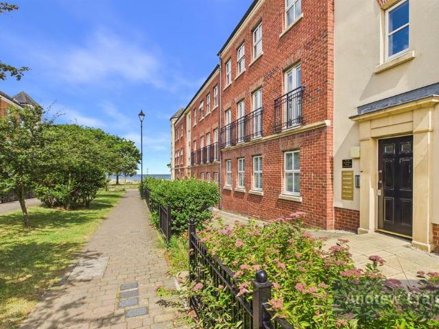 Flat for sale in Westoe, South Shields