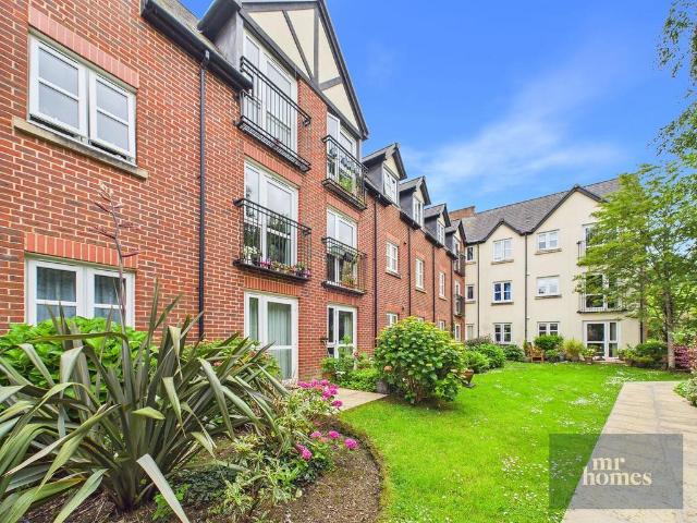 Flat for sale in Falcon Lodge, Wales