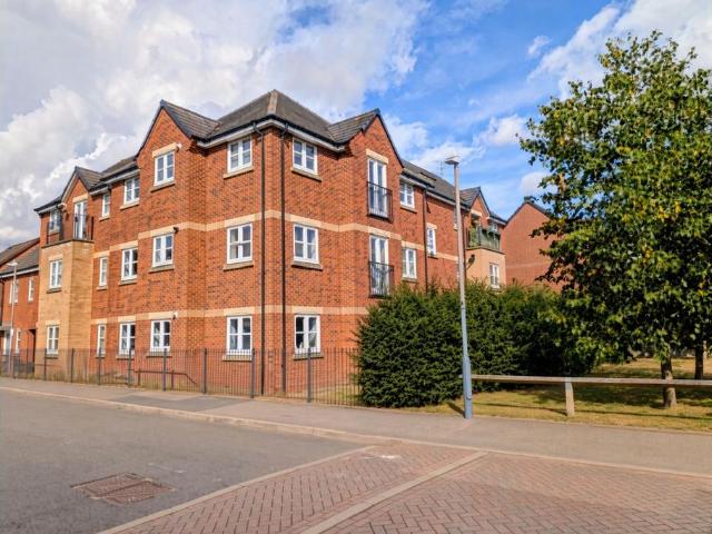 Flat for sale in Eastlands, New Bilton