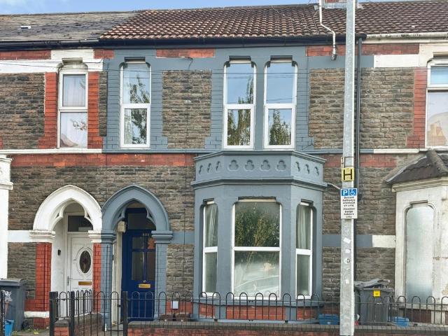 Flat for sale in Falcon Lodge, Wales