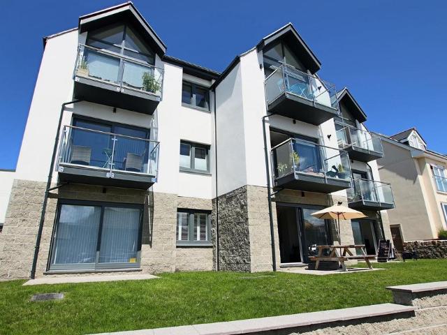 Flat for sale in Newquay, Cornwall
