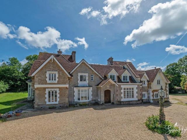 Flat for sale in Binstead, Ryde