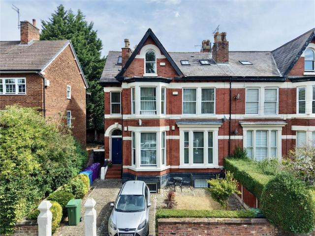 Flat for sale in Calderstones