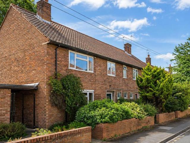 Flat for sale in High Field, York