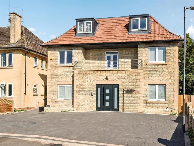 Flat for sale in Keynsham, Bath And North East Somerset