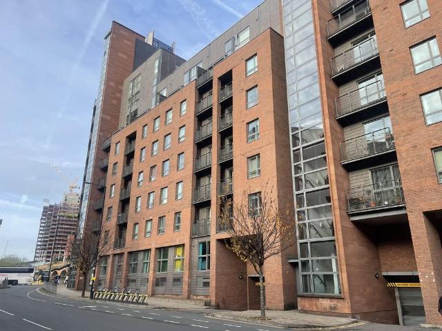 Flat for sale in City Centre, Georgia