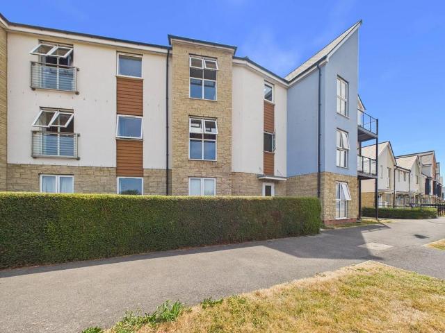 Flat for sale in Haywood Village, Weston-super-mare