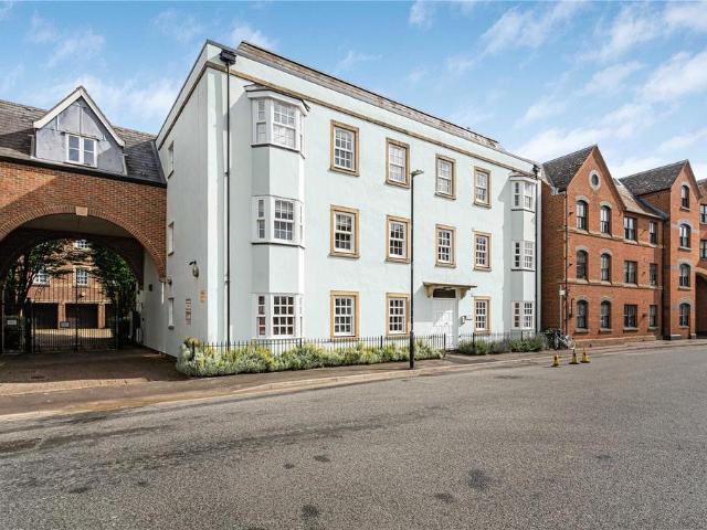 Flat for sale in St Thomas', The Slade