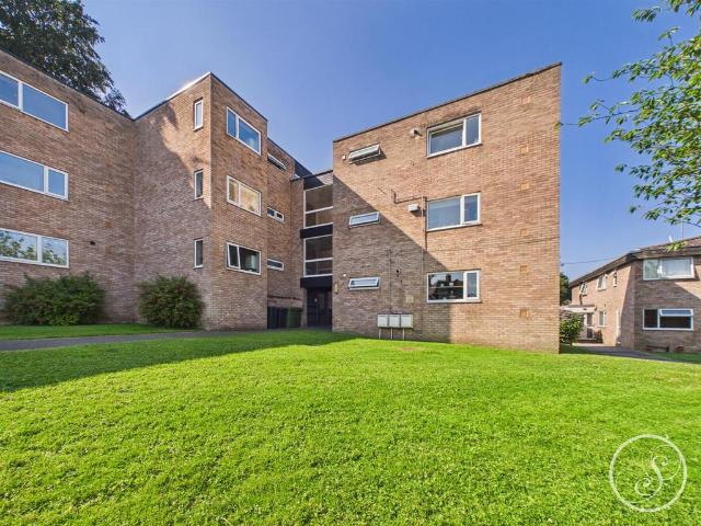 Flat for sale in Chapel Allerton, West Yorkshire