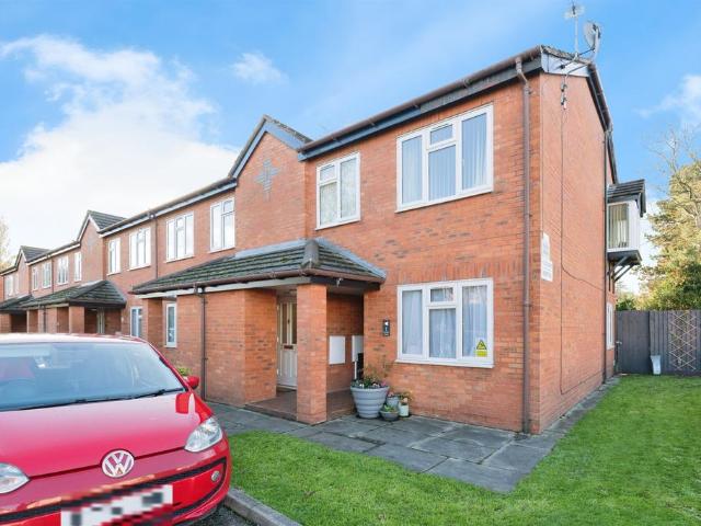 Flat for sale in Woodhey, Bebington