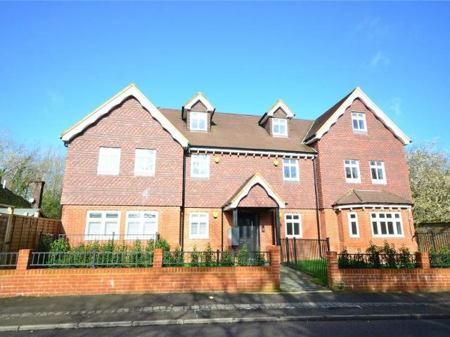 Flat for sale in Blackwell, Perryfields