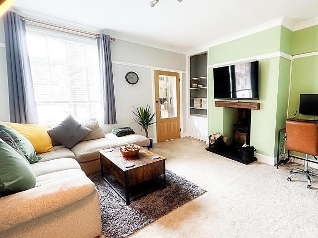 Flat for sale in Byker, Tyne And Wear