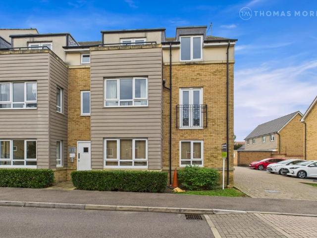 Flat for sale in Huntingdon